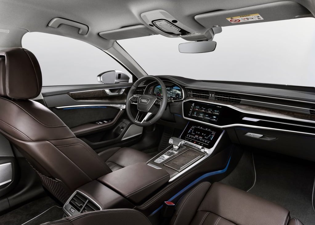 Audi A6 C8 arka koltuk yaşam alanı