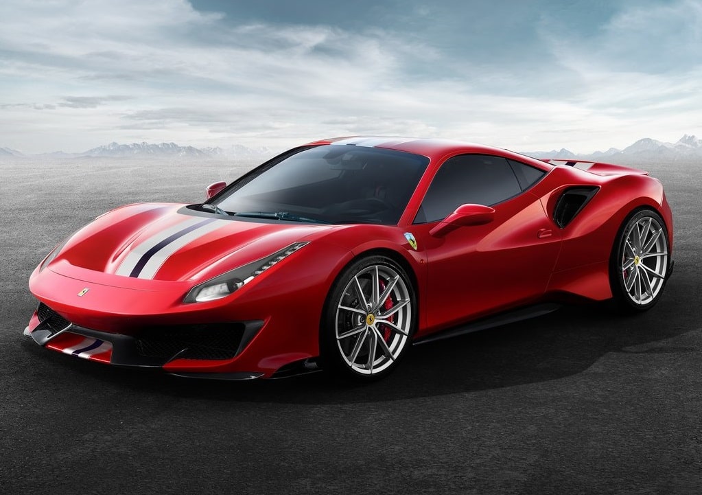 Ferrari 488 Pista teknik özellikleri ve ön görünüm