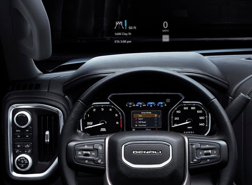 GMC Sierra Denali arşiv görseli