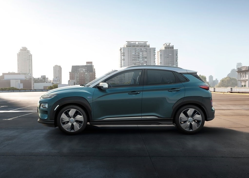 Hyundai Kona Electric arka üç çeyrek görünüm
