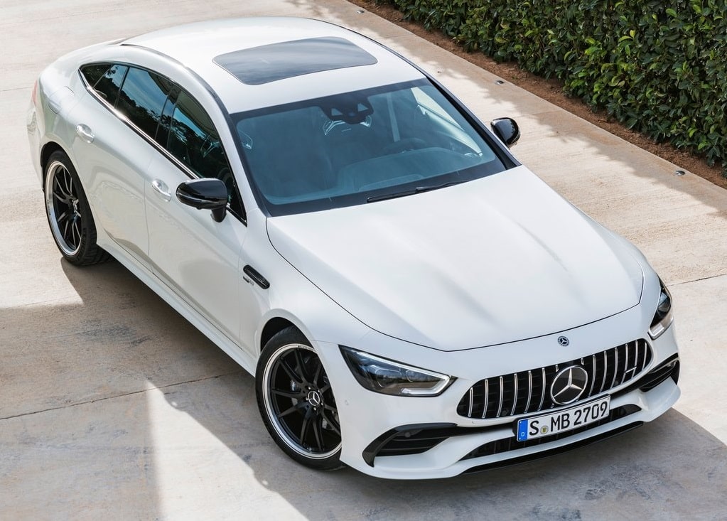 2019 Mercedes-AMG GT 53 4-Door Coupe önden görünüm