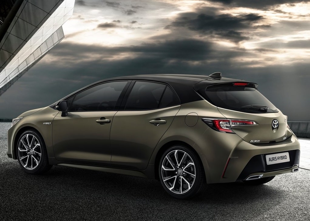 Toyota Auris üçüncü nesil dış tasarım görseli 2