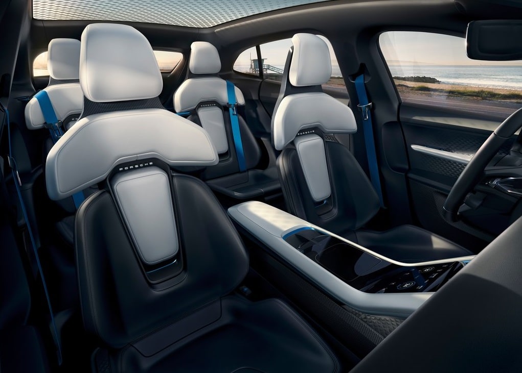 Mission E Cross Turismo dijital kabin konsepti