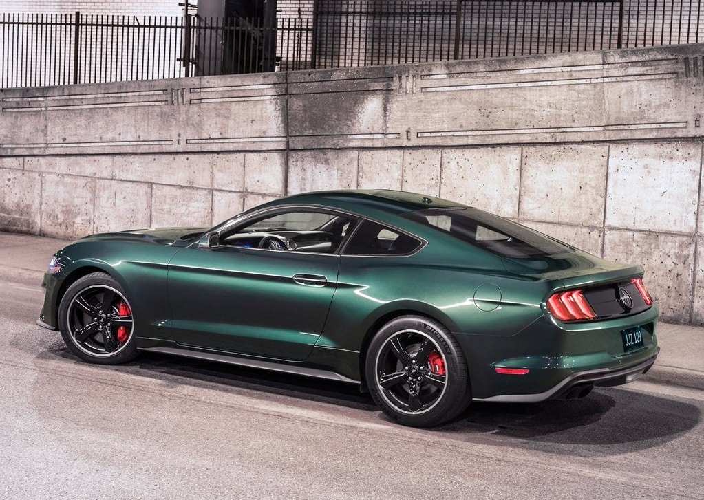 Ford Mustang Bullitt arşiv görseli 2