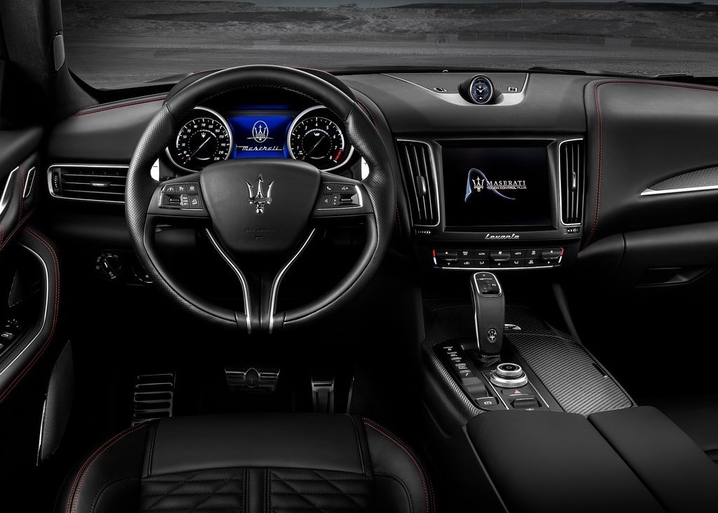 Maserati Levante Trofeo ön tasarım