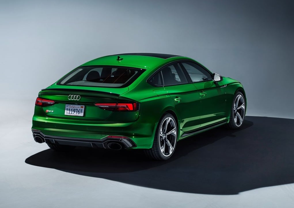 Audi RS 5 Sportback performans modeli