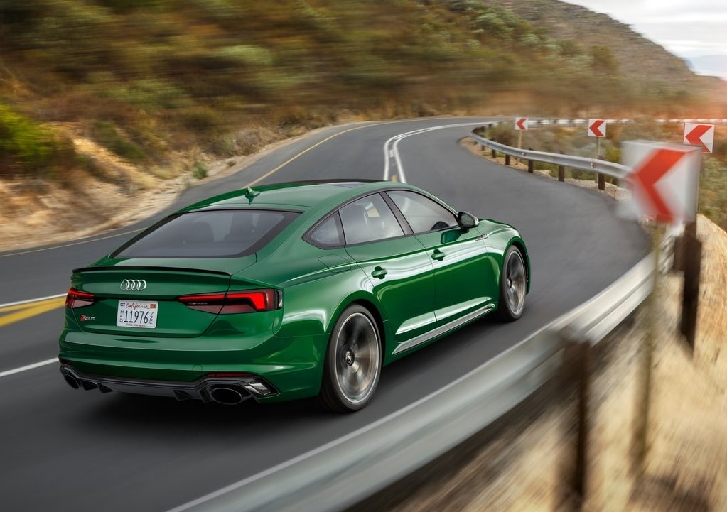 Audi RS 5 Sportback iç mekan arşiv görseli