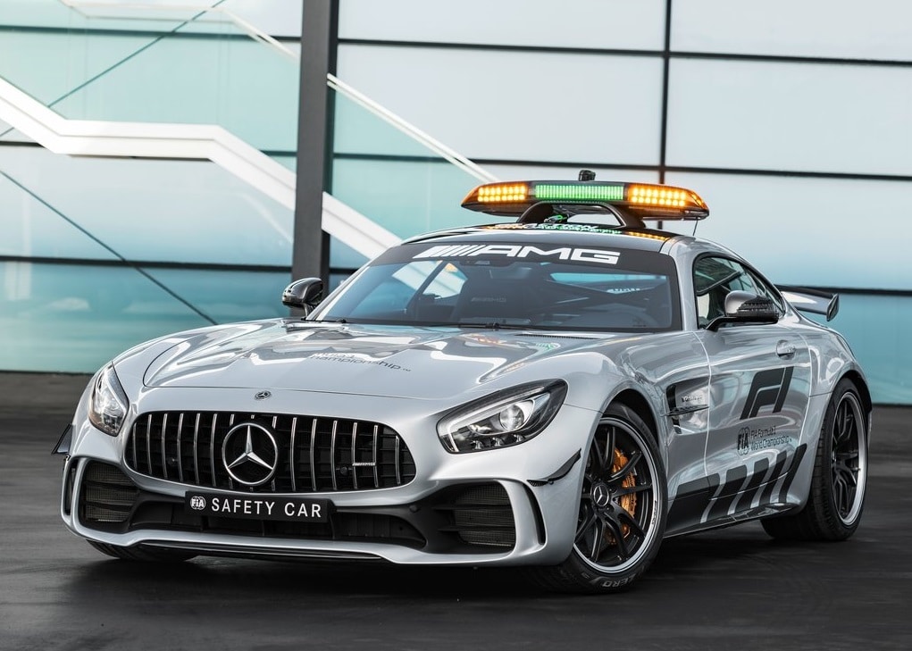 Mercedes-AMG GT R F1 Safety Car önden görünüm