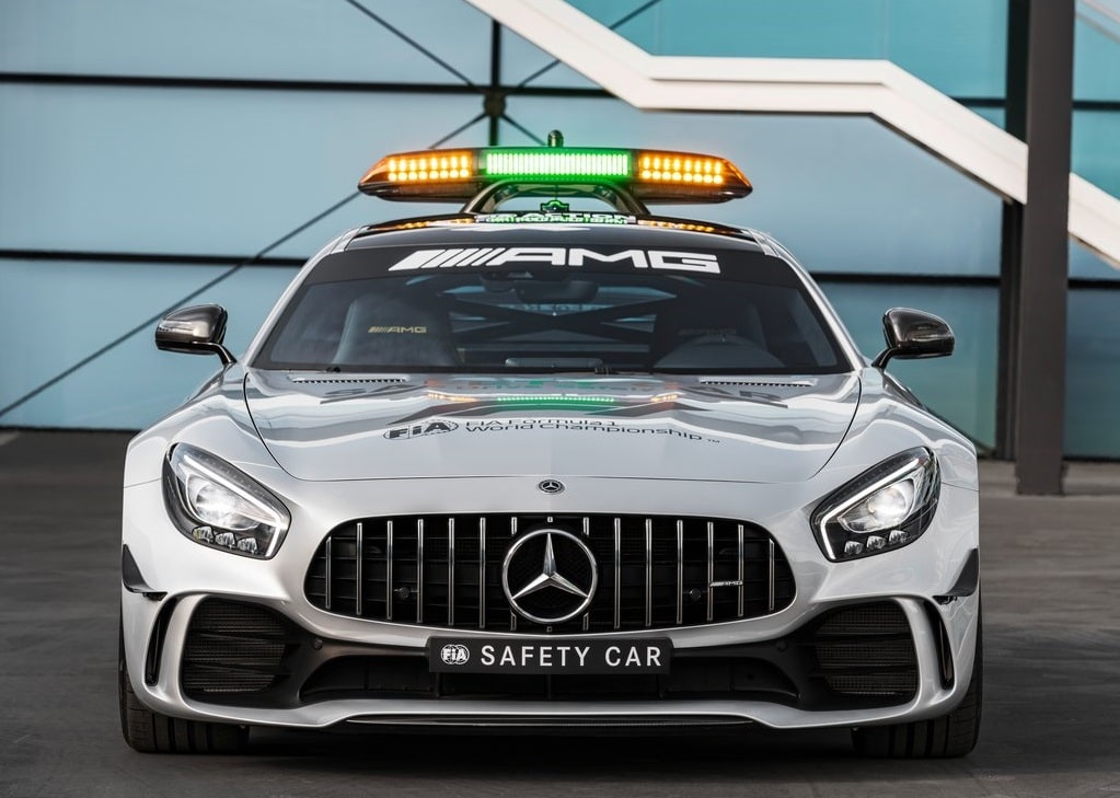 AMG GT R Safety Car yan profil