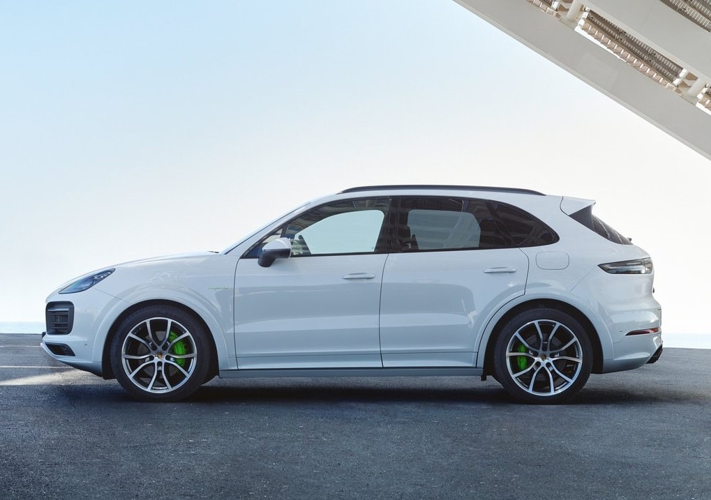 Porsche Cayenne E-Hybrid yan profil