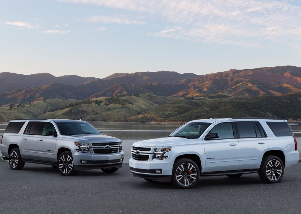 2019 Chevrolet Suburban RST arka ve yan tasarım