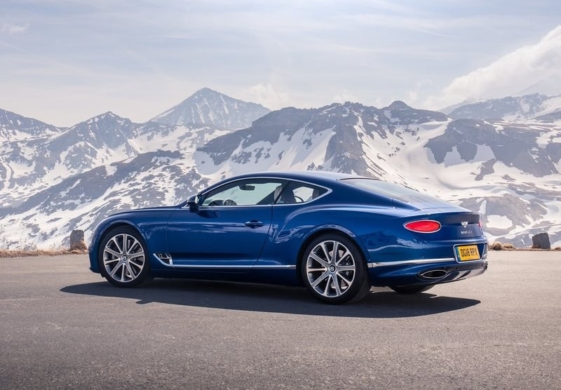 2019 Bentley Continental GT otomobil arşiv görseli