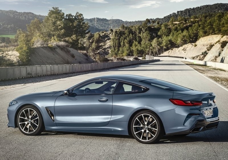 BMW 8 Series Coupe kabin tasarımı