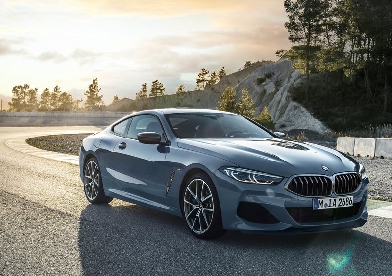 BMW 8 Series Coupe iç mekân detayları