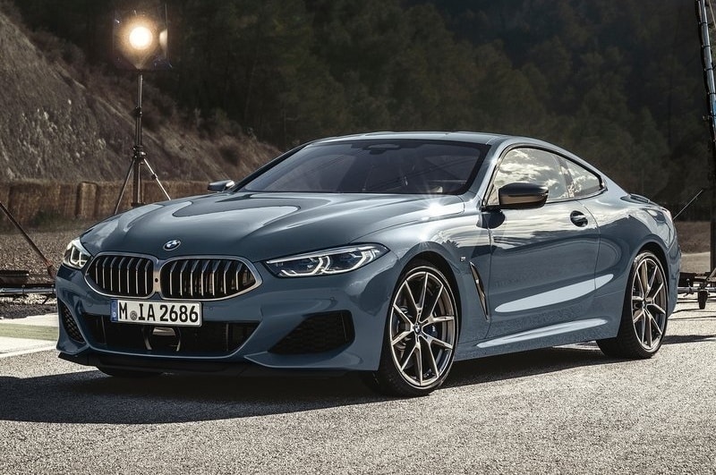 BMW 8 Series Coupe jant ve gövde detayları