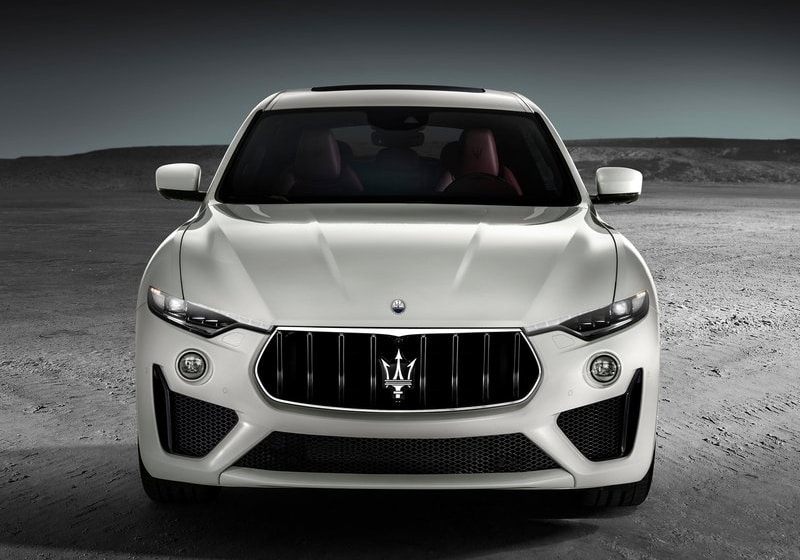 2019 Maserati Levante ön üç çeyrek görünümü
