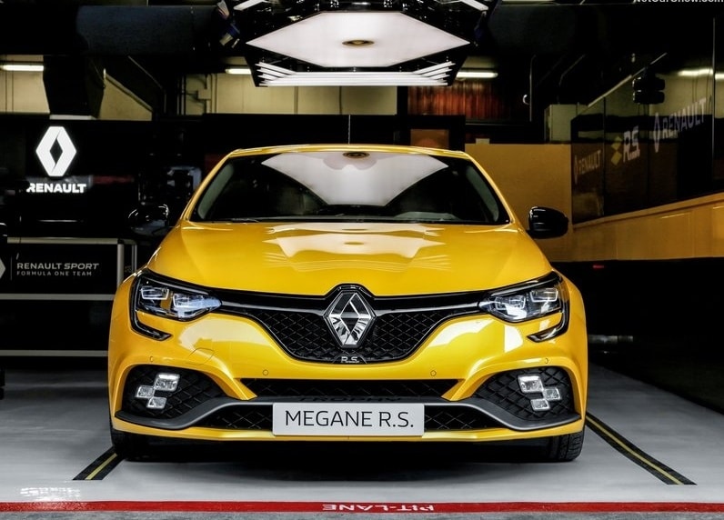 Renault Megane RS Trophy önden görünümü