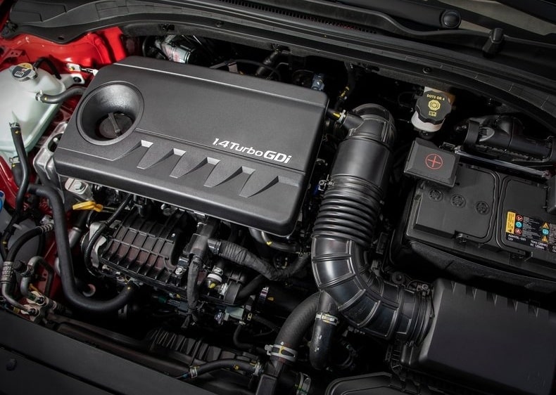 i30 N Line 1.4 Turbo GDI motor bölmesi