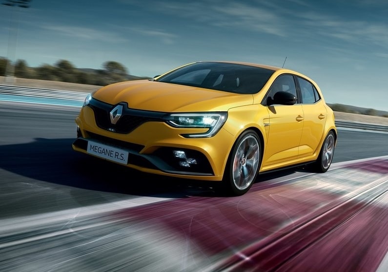 Renault Megane R.S. pistte hareket halinde
