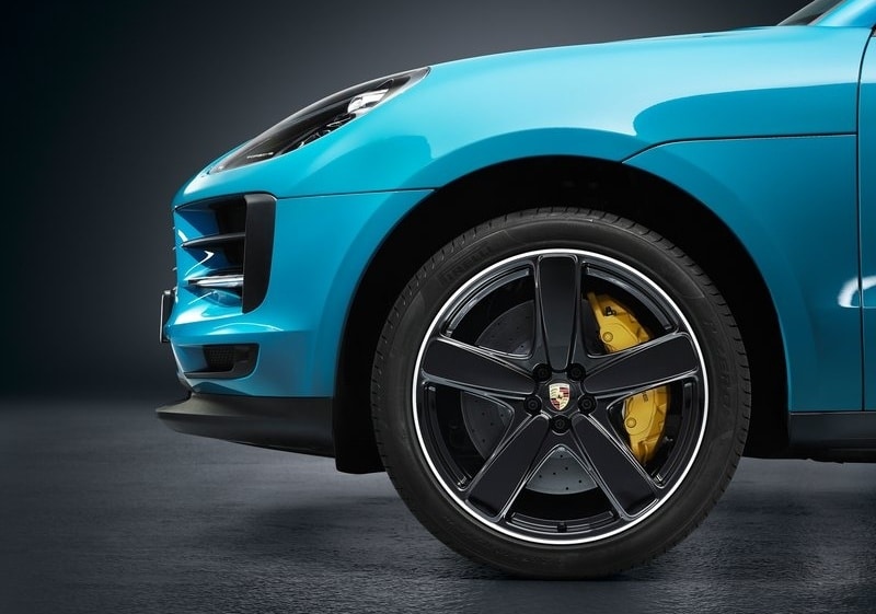 Porsche Macan ön tekerlek ve fren detayı