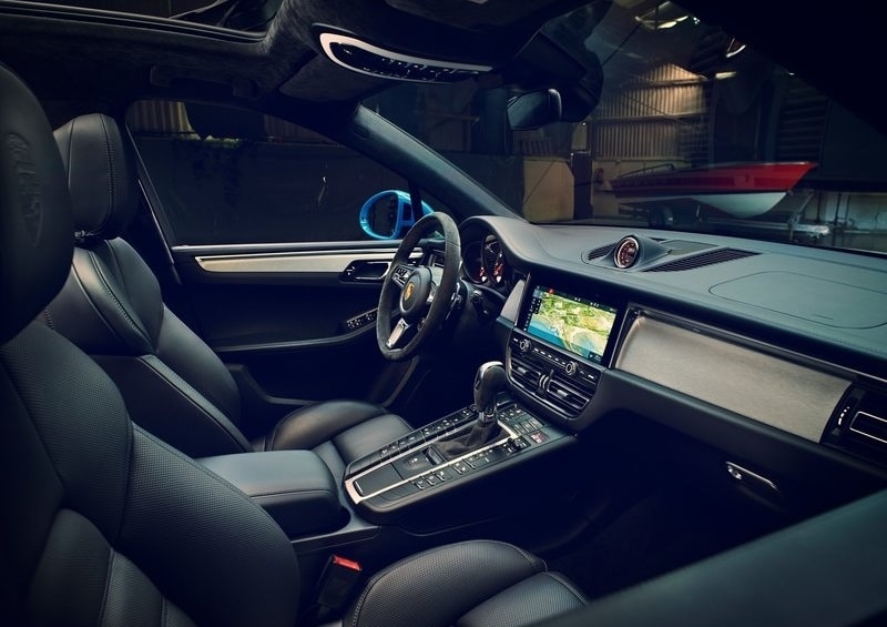 Porsche Macan kabini ve orta konsolu
