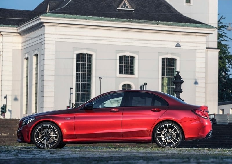 Mercedes-Benz C43 AMG 4matic sedan yan profil