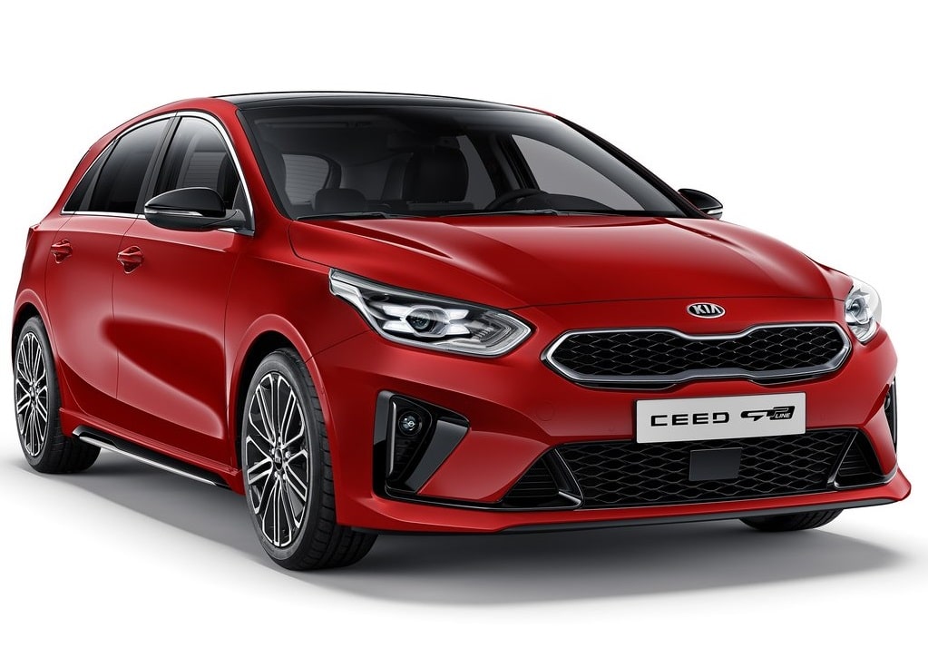 Kia Ceed GT Line kırmızı hatchback stüdyo ön görünümü