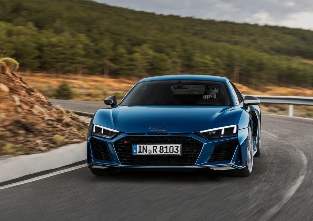 Audi R8 Coupe ön bölüm ve Singleframe ızgara