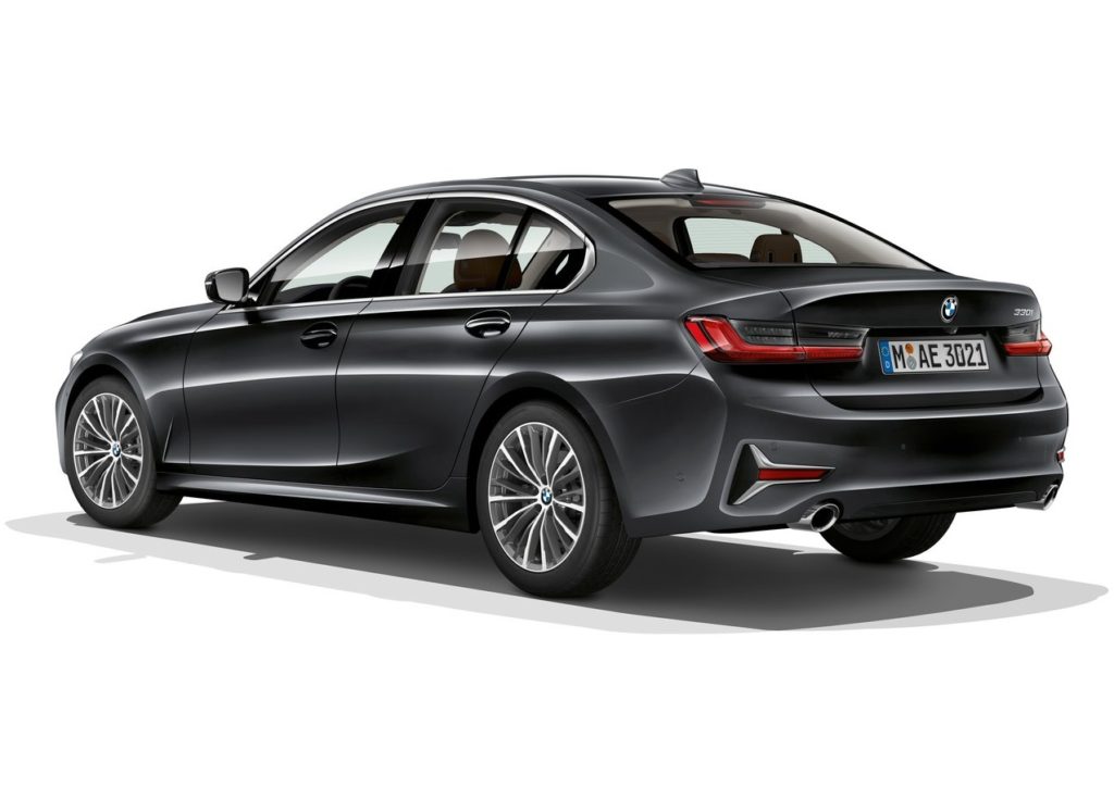 BMW 3 Serisi Luxury Line arka görünüm