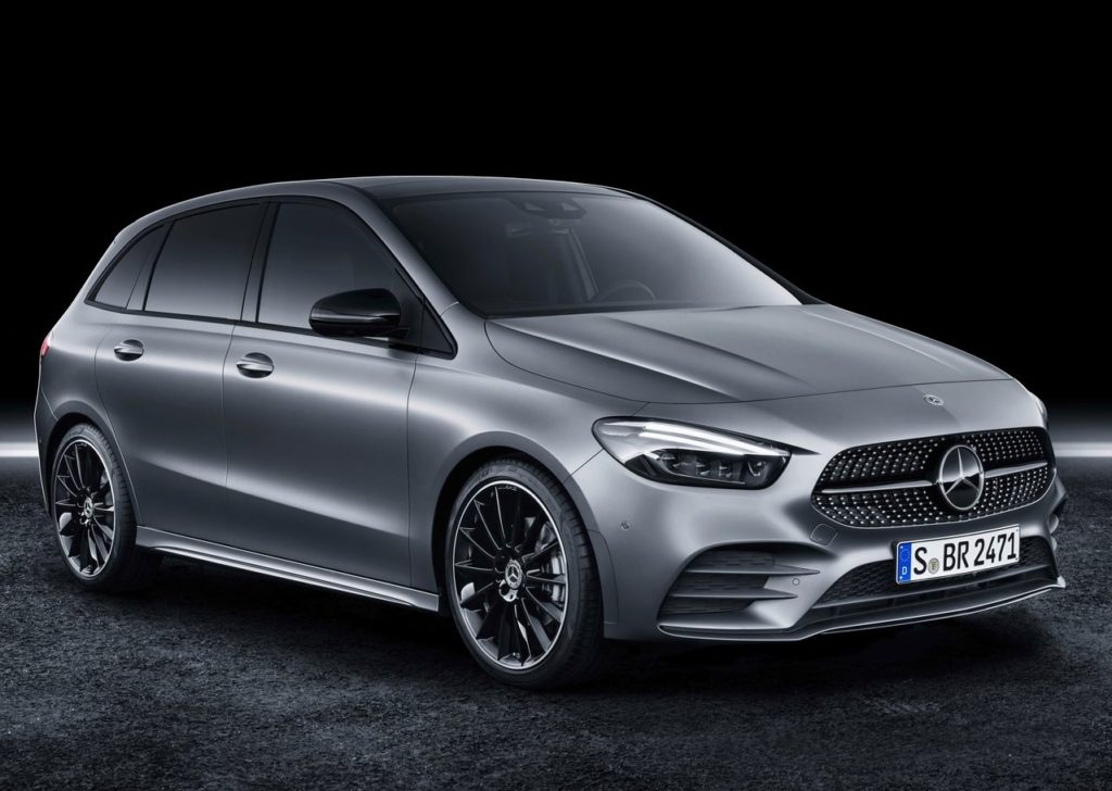 Mercedes-Benz B Serisi yan ve arka görünüm