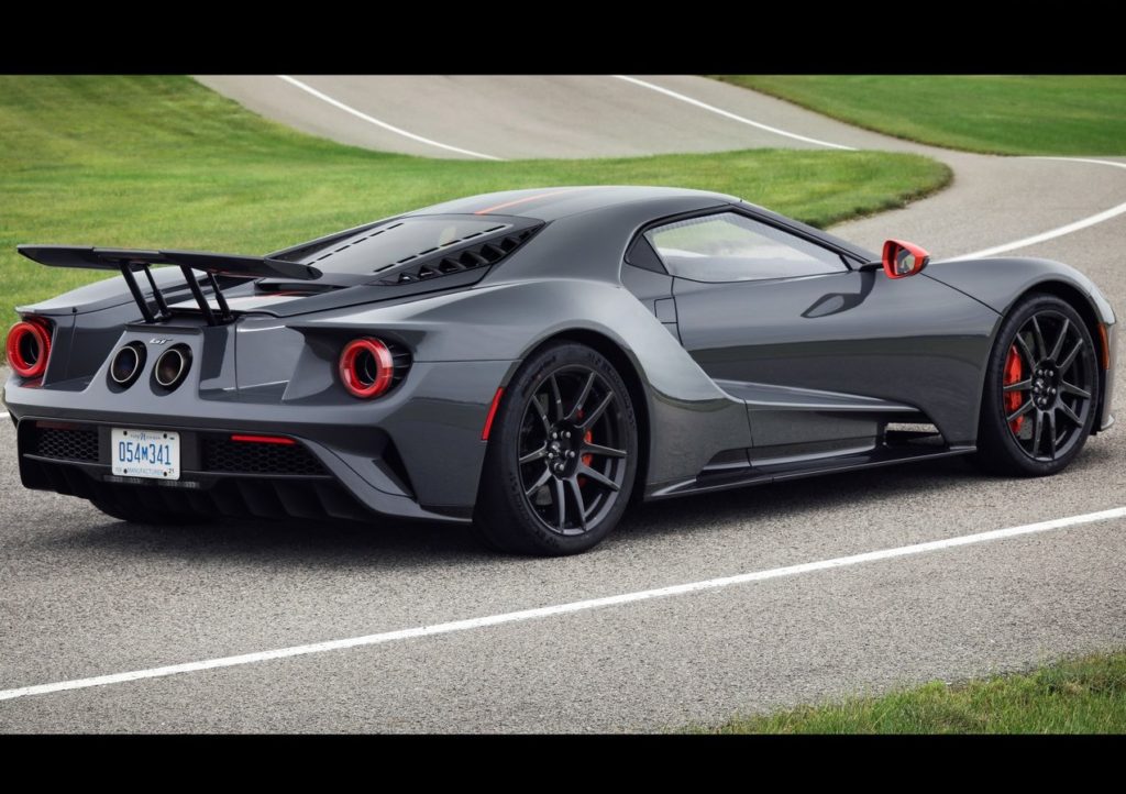 Ford GT Carbon Series yan gövde görünümü