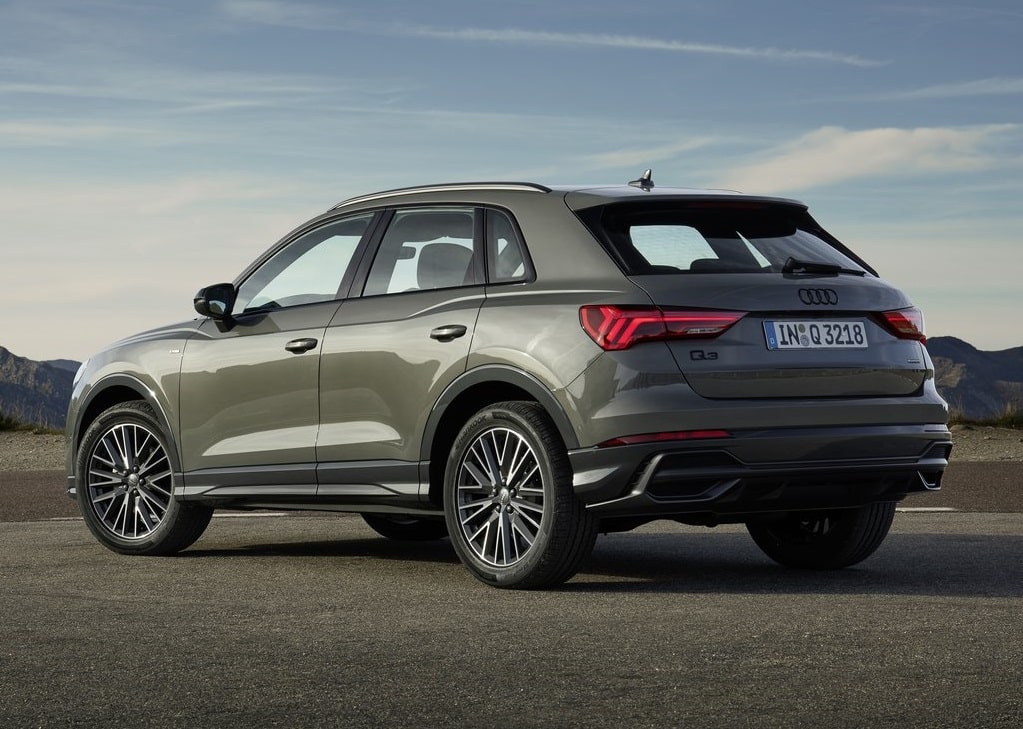 Audi Q3 arka ve yan gövde görünümü