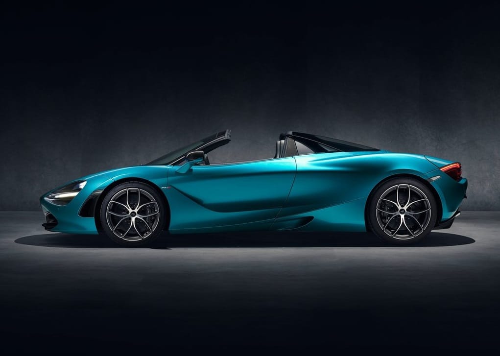 McLaren 720S Spider yan profil