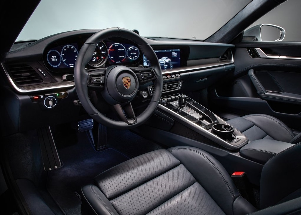 2021 Porsche 911 Carrera 4S kokpit ve gösterge paneli