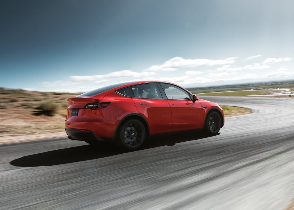 Model Y ilk tanıtımda arka üç çeyrek görünüm