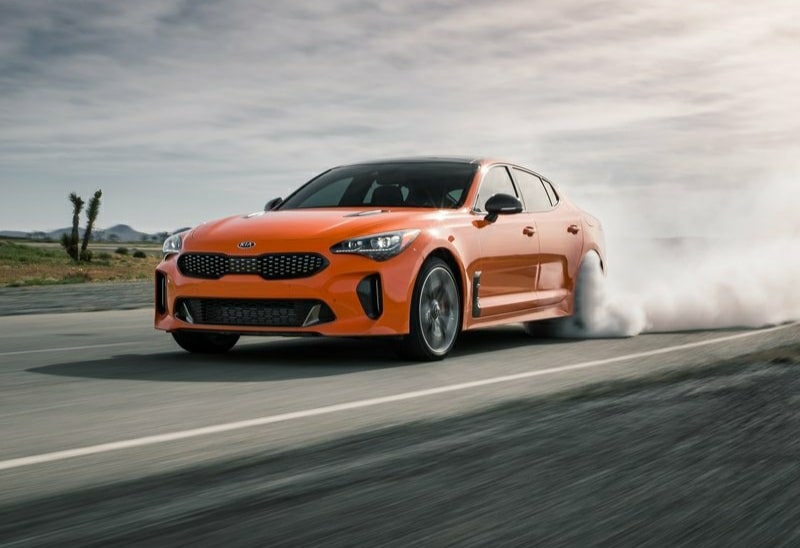 Kia Stinger GTS Federation Orange dış tasarım
