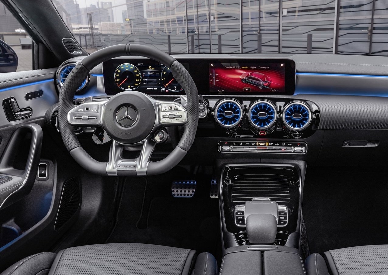 AMG A 35 Sedan iç mekân detayları