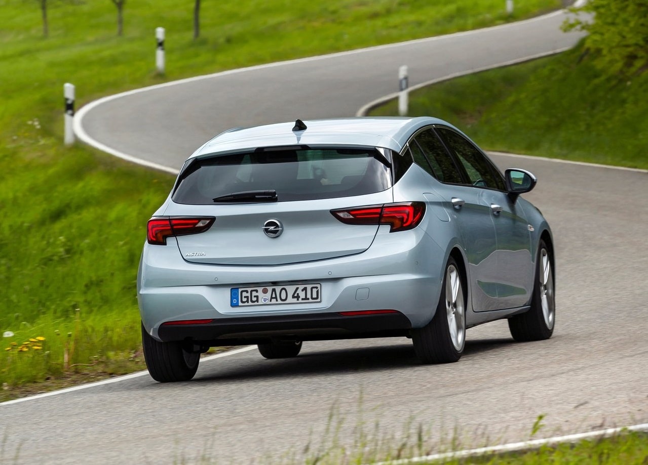 Opel Astra makyajlı kasa tasarım ayrıntıları