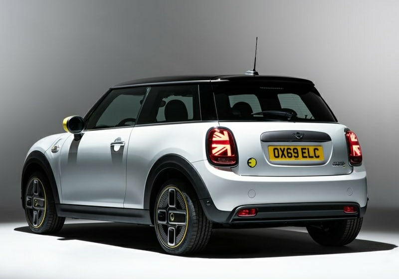 MINI Cooper SE kabin ve dış tasarım tanıtımı