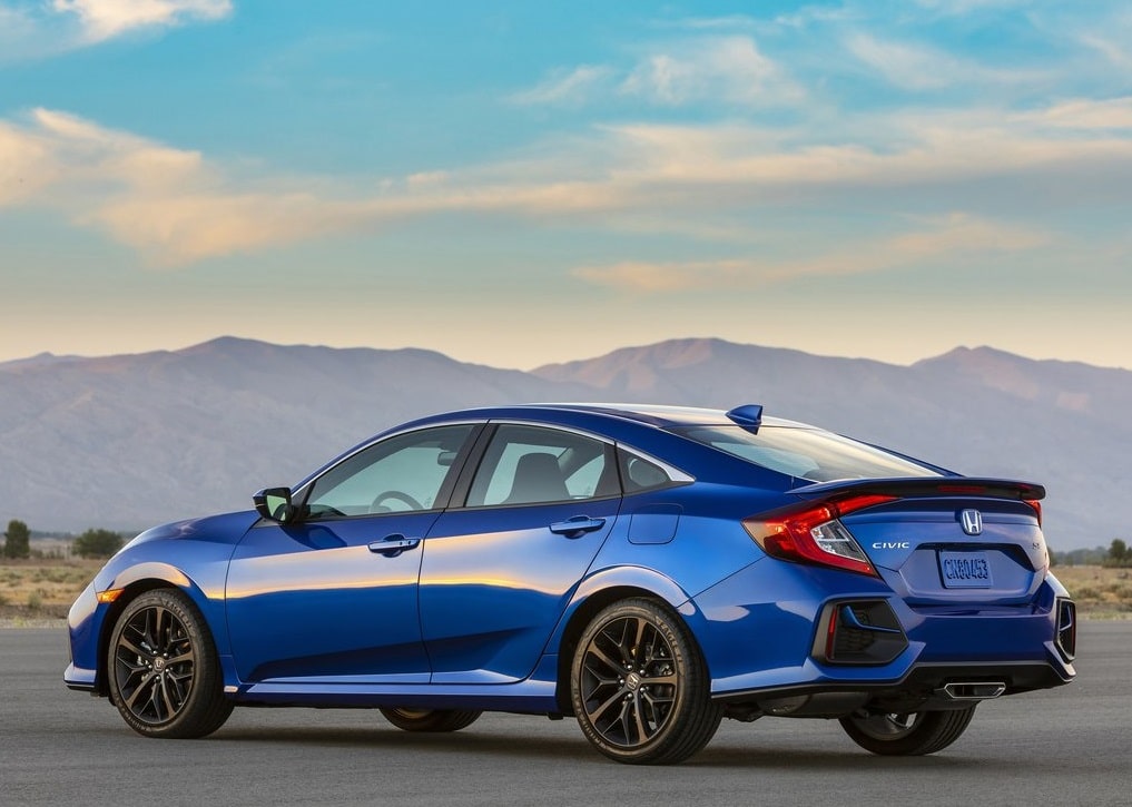 Honda Civic Si Sedan yan ve ön görünüm arşiv fotoğrafı