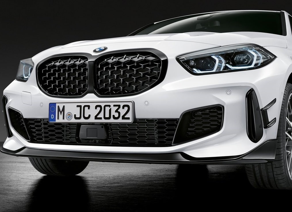 BMW 1 Serisi M Performance Parts gövde detayları