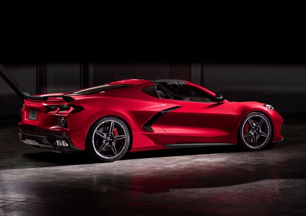 Corvette C8 Stingray gövde tasarımı