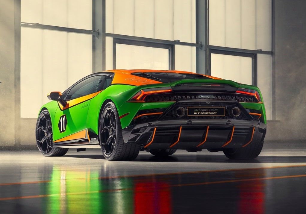 Huracan EVO GT Celebration yarış temalı gövde grafikleri