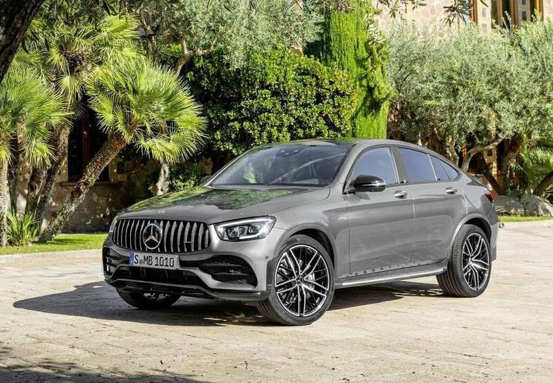 Mercedes-AMG GLC 43 4MATIC Coupé ön üç çeyrek görünümü