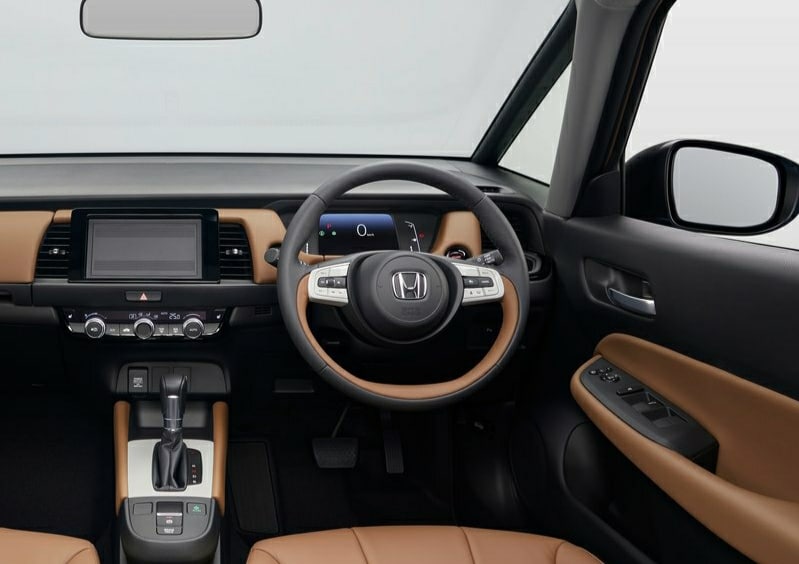 Honda dördüncü nesil Jazz ve Fit yan görünüm tanıtım görseli