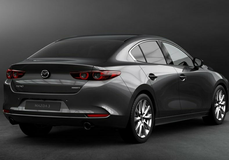 Mazda 3 Sedan ön bölüm ve ızgara tasarımı
