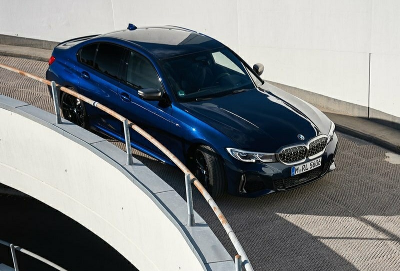 BMW M340i dış görünüm fotoğrafı