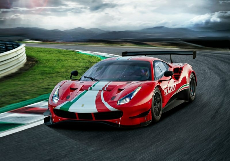 Ferrari 488 GT3 Evo yarış otomobilinin dış tasarımı