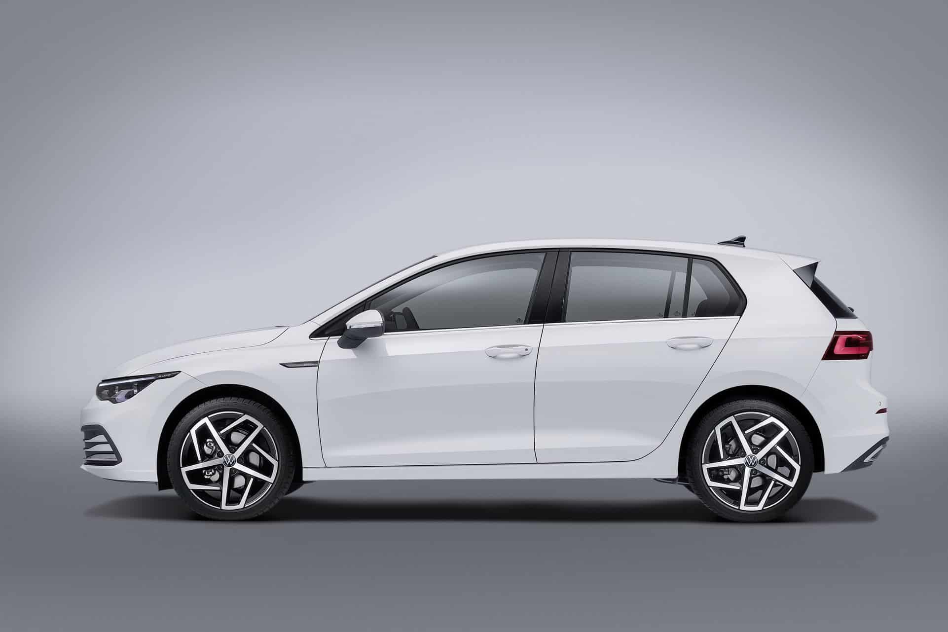 2023 VW Golf Aralık Fiyat Listesi beyaz Golf 8 yan profil
