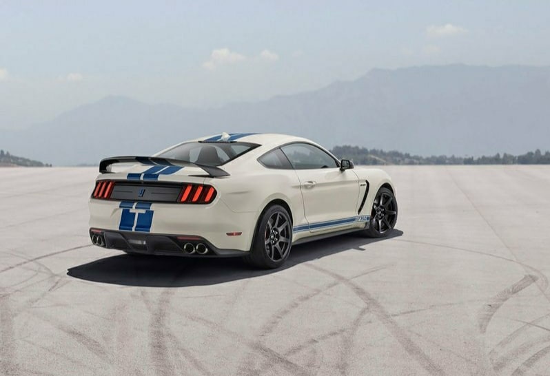 Mustang Shelby GT350 Heritage Edition arka bölüm